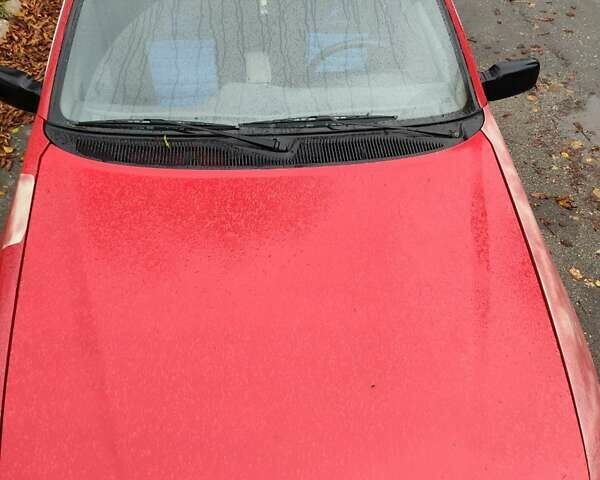 Форд Сієрра 1989 у Житомирі на Automoto.ua Червоний Форд Сієрра, об'ємом двигуна 2 л та пробігом 60 тис. км за 1196 $, фото 4 на Automoto.ua