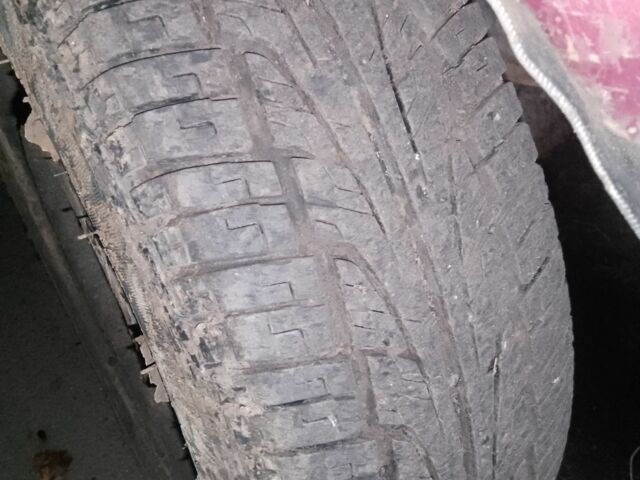 Красный Форд Сиерра, объемом двигателя 0 л и пробегом 90 тыс. км за 642 $, фото 5 на Automoto.ua