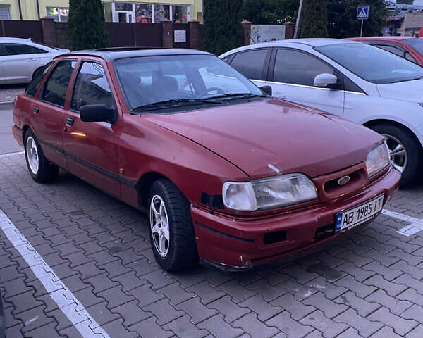 Червоний Форд Сієрра, об'ємом двигуна 2 л та пробігом 77 тис. км за 1800 $, фото 2 на Automoto.ua