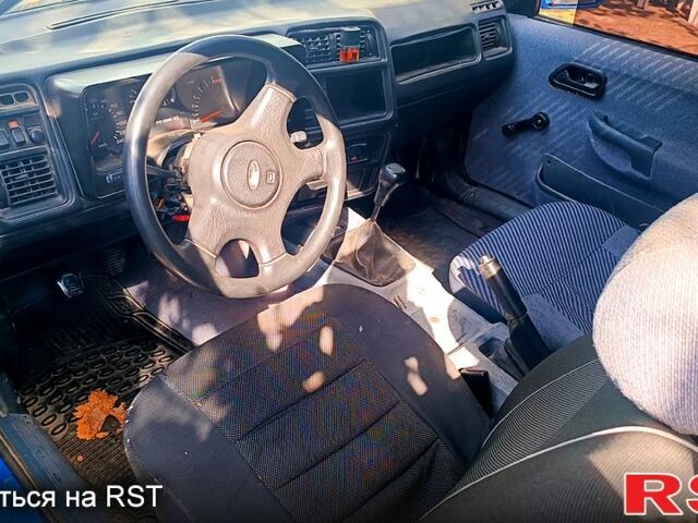 Форд Сиерра, объемом двигателя 1.8 л и пробегом 300 тыс. км за 700 $, фото 3 на Automoto.ua