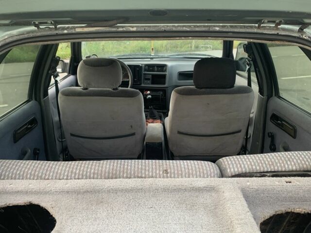 Форд Сиерра 1989 в Чернигове на Automoto.ua Форд Сиерра, объемом двигателя 1.8 л и пробегом 250 тыс. км за 700 $, фото 7 на Automoto.ua