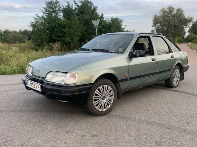 Форд Сиерра 1989 в Чернигове на Automoto.ua Форд Сиерра, объемом двигателя 1.8 л и пробегом 250 тыс. км за 700 $, фото 1 на Automoto.ua