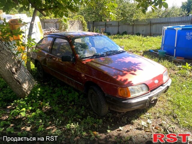 Форд Сиерра, объемом двигателя 1.6 л и пробегом 40 тыс. км за 440 $, фото 5 на Automoto.ua