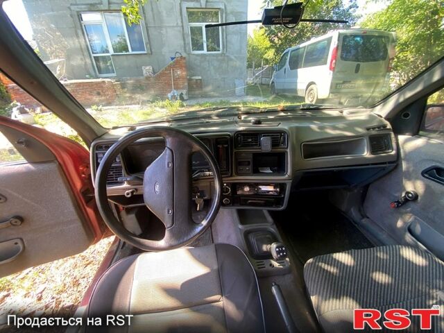 Форд Сиерра, объемом двигателя 1.6 л и пробегом 40 тыс. км за 440 $, фото 7 на Automoto.ua