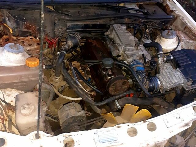 Форд Сієрра, об'ємом двигуна 1.8 л та пробігом 150 тис. км за 500 $, фото 5 на Automoto.ua