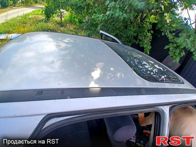 Форд Сиерра, объемом двигателя 2 л и пробегом 246 тыс. км за 670 $, фото 6 на Automoto.ua