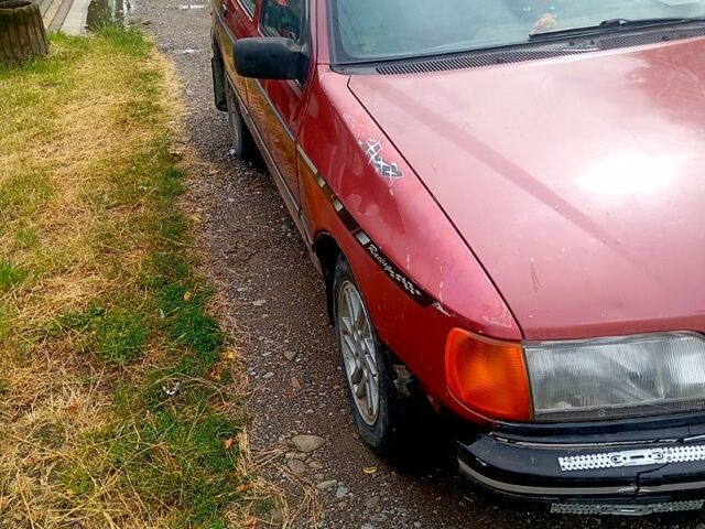 Форд Сиерра, объемом двигателя 2 л и пробегом 100 тыс. км за 520 $, фото 1 на Automoto.ua