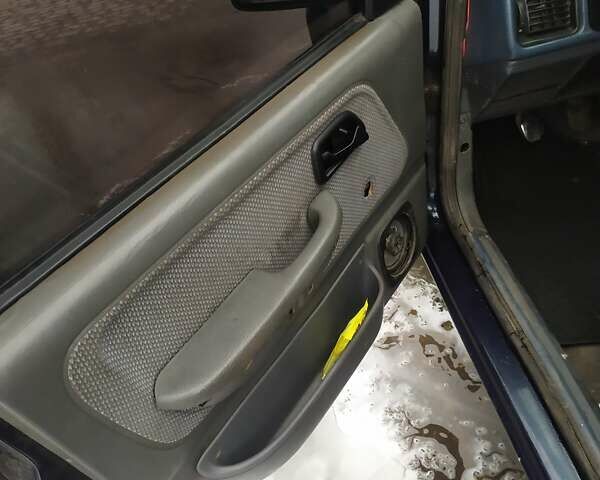 Форд Сієрра, об'ємом двигуна 2.3 л та пробігом 300 тис. км за 1500 $, фото 1 на Automoto.ua