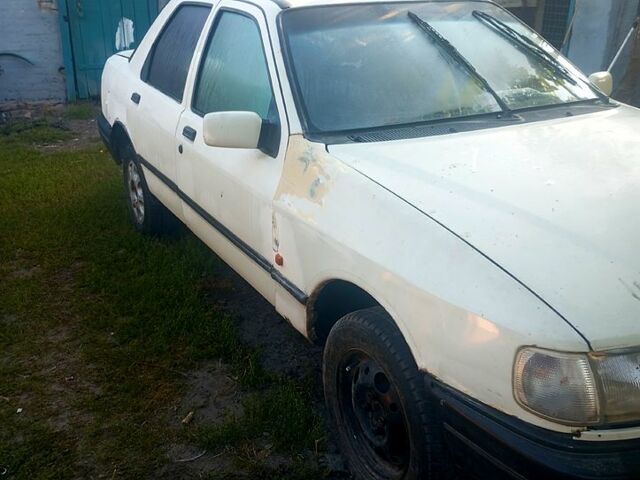 Форд Сиерра, объемом двигателя 1.6 л и пробегом 0 тыс. км за 950 $, фото 3 на Automoto.ua