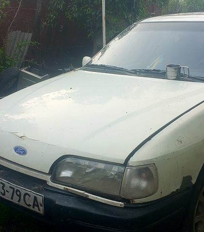 Форд Сиерра, объемом двигателя 1.6 л и пробегом 0 тыс. км за 999 $, фото 1 на Automoto.ua