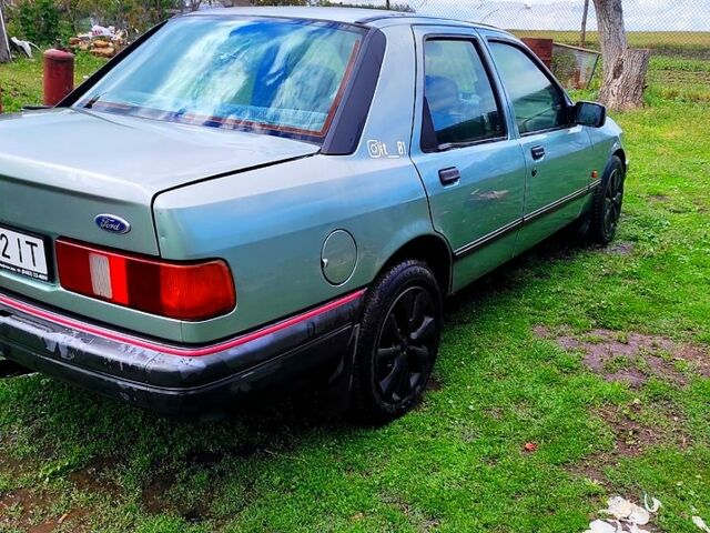 Форд Сієрра, об'ємом двигуна 2 л та пробігом 0 тис. км за 1000 $, фото 8 на Automoto.ua