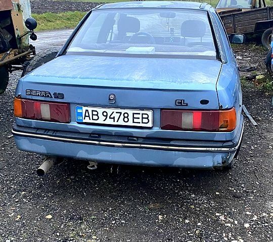 Форд Сиерра, объемом двигателя 1.8 л и пробегом 0 тыс. км за 699 $, фото 2 на Automoto.ua