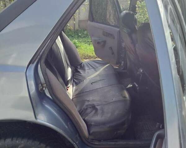 Форд Сиерра, объемом двигателя 1.6 л и пробегом 250 тыс. км за 1200 $, фото 4 на Automoto.ua