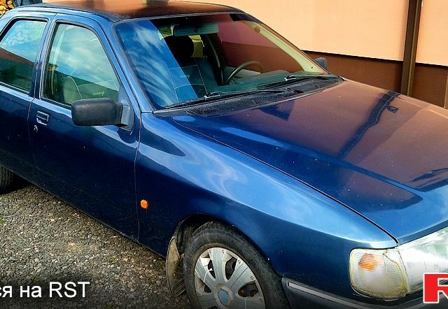 Форд Сиерра, объемом двигателя 2 л и пробегом 200 тыс. км за 980 $, фото 1 на Automoto.ua
