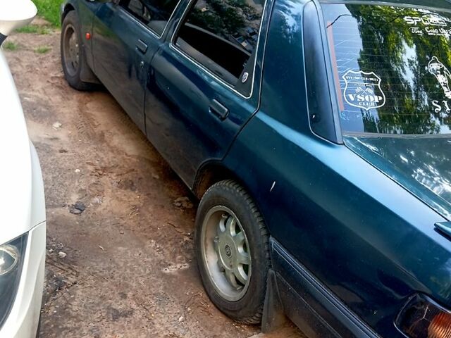 Форд Сиерра, объемом двигателя 2 л и пробегом 200 тыс. км за 1300 $, фото 3 на Automoto.ua