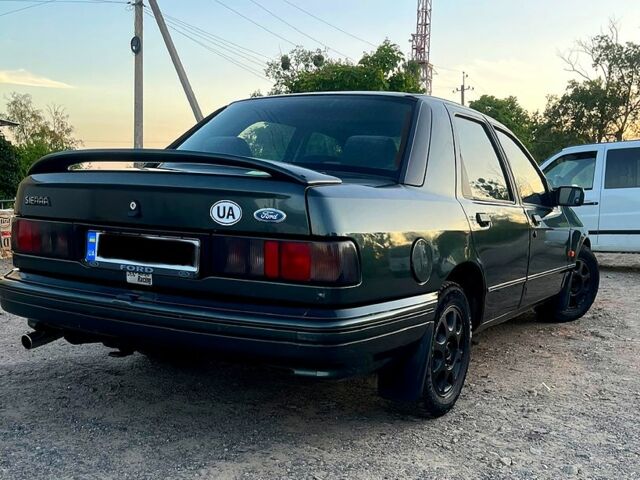 Форд Сиерра, объемом двигателя 2 л и пробегом 0 тыс. км за 1800 $, фото 2 на Automoto.ua