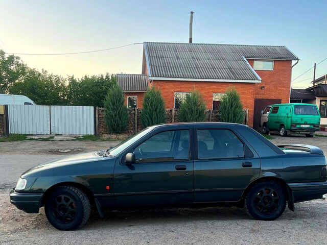 Форд Сиерра, объемом двигателя 2 л и пробегом 43 тыс. км за 1950 $, фото 2 на Automoto.ua