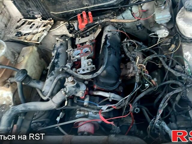 Форд Сиерра, объемом двигателя 2 л и пробегом 211 тыс. км за 450 $, фото 3 на Automoto.ua
