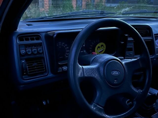 Форд Сиерра, объемом двигателя 2 л и пробегом 0 тыс. км за 799 $, фото 3 на Automoto.ua