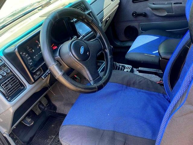 Форд Сиерра, объемом двигателя 2 л и пробегом 0 тыс. км за 750 $, фото 4 на Automoto.ua