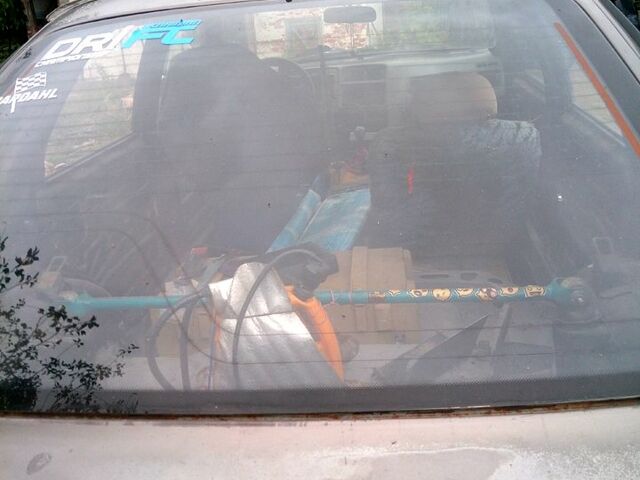 Форд Сиерра, объемом двигателя 2 л и пробегом 310 тыс. км за 750 $, фото 3 на Automoto.ua