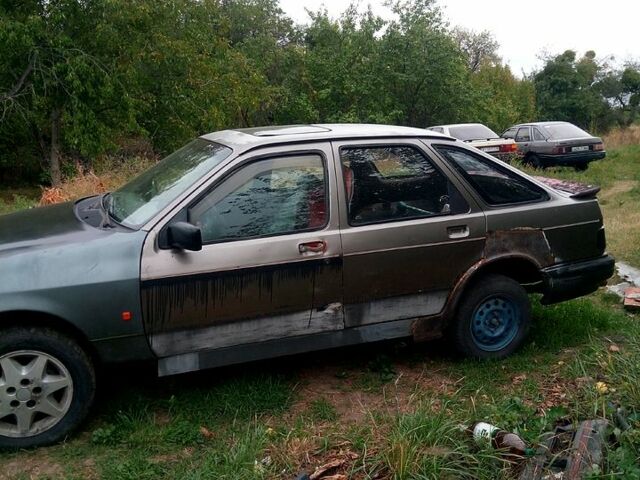 Форд Сиерра, объемом двигателя 2 л и пробегом 310 тыс. км за 750 $, фото 2 на Automoto.ua