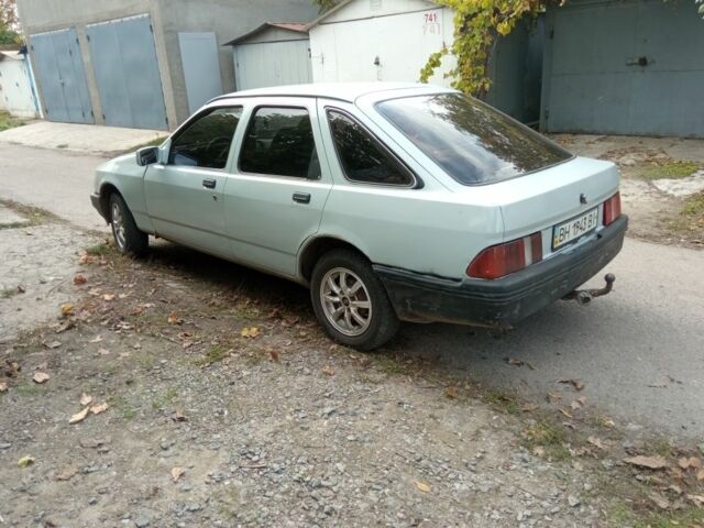 Сірий Форд Сієрра, об'ємом двигуна 2 л та пробігом 999 тис. км за 800 $, фото 4 на Automoto.ua