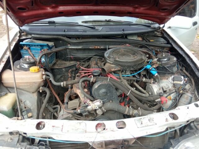 Сірий Форд Сієрра, об'ємом двигуна 2 л та пробігом 999 тис. км за 800 $, фото 1 на Automoto.ua