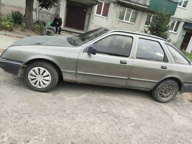Серый Форд Сиерра, объемом двигателя 2 л и пробегом 100 тыс. км за 1313 $, фото 1 на Automoto.ua