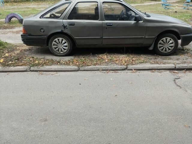 Серый Форд Сиерра, объемом двигателя 2 л и пробегом 100 тыс. км за 1313 $, фото 2 на Automoto.ua