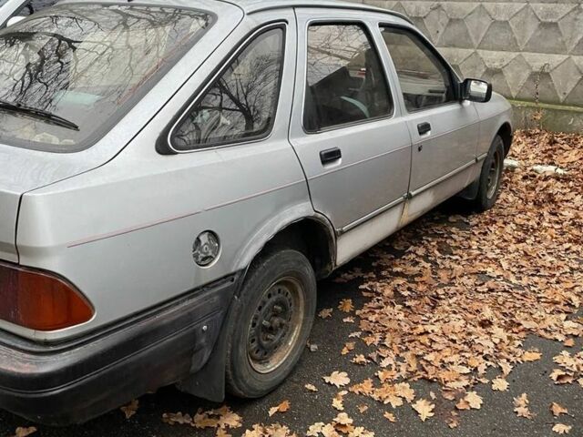 Серый Форд Сиерра, объемом двигателя 1.8 л и пробегом 1 тыс. км за 592 $, фото 2 на Automoto.ua