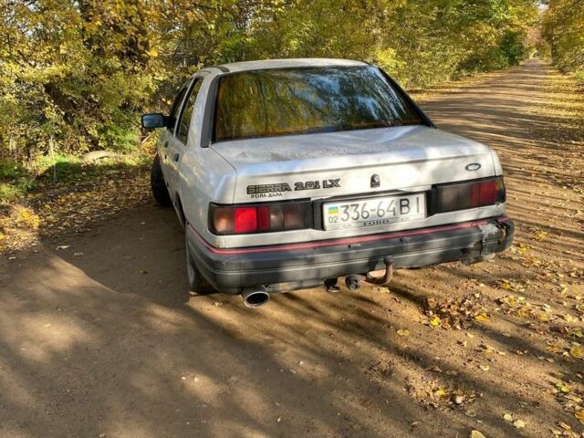 Серый Форд Сиерра, объемом двигателя 2 л и пробегом 240 тыс. км за 1250 $, фото 1 на Automoto.ua