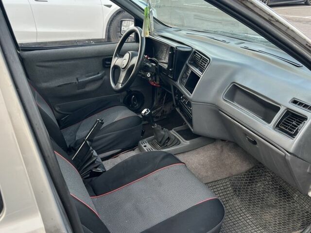 Серый Форд Сиерра, объемом двигателя 2 л и пробегом 100 тыс. км за 750 $, фото 8 на Automoto.ua