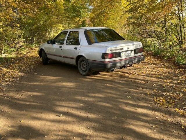 Серый Форд Сиерра, объемом двигателя 2 л и пробегом 240 тыс. км за 1250 $, фото 2 на Automoto.ua
