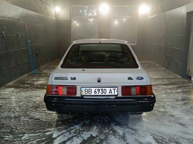 Серый Форд Сиерра, объемом двигателя 1.6 л и пробегом 874 тыс. км за 1100 $, фото 3 на Automoto.ua