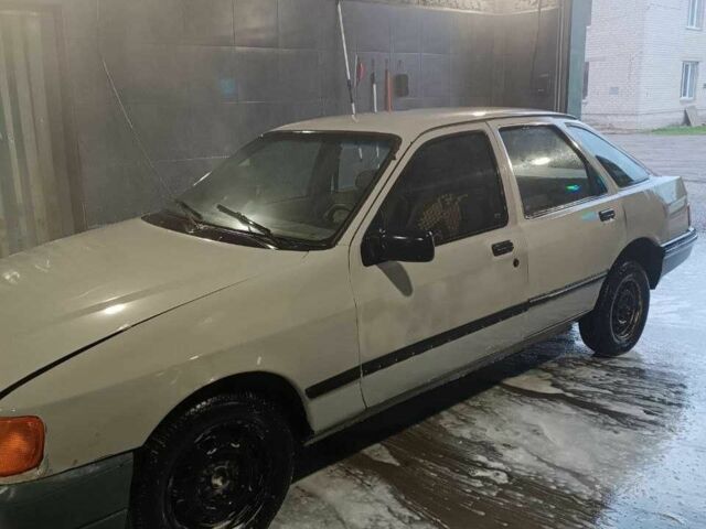 Серый Форд Сиерра, объемом двигателя 1.6 л и пробегом 874 тыс. км за 1100 $, фото 1 на Automoto.ua