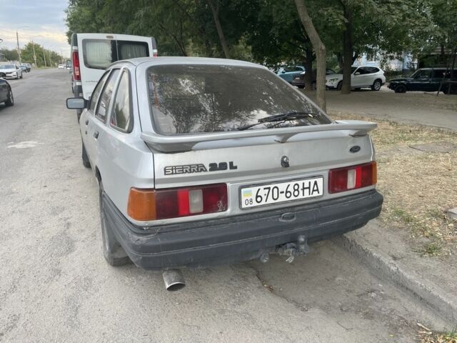Серый Форд Сиерра, объемом двигателя 2 л и пробегом 99 тыс. км за 840 $, фото 3 на Automoto.ua