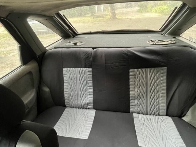 Серый Форд Сиерра, объемом двигателя 2 л и пробегом 3 тыс. км за 1200 $, фото 10 на Automoto.ua