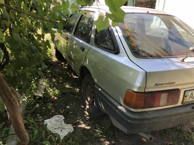 Сірий Форд Сієрра, об'ємом двигуна 1.8 л та пробігом 222 тис. км за 356 $, фото 3 на Automoto.ua