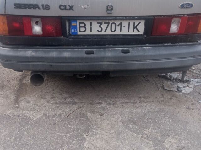 Серый Форд Сиерра, объемом двигателя 1.8 л и пробегом 10 тыс. км за 595 $, фото 4 на Automoto.ua