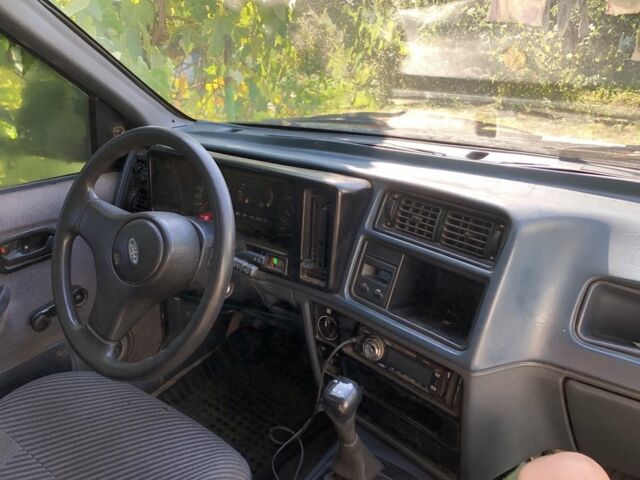 Сірий Форд Сієрра, об'ємом двигуна 1.8 л та пробігом 222 тис. км за 356 $, фото 5 на Automoto.ua