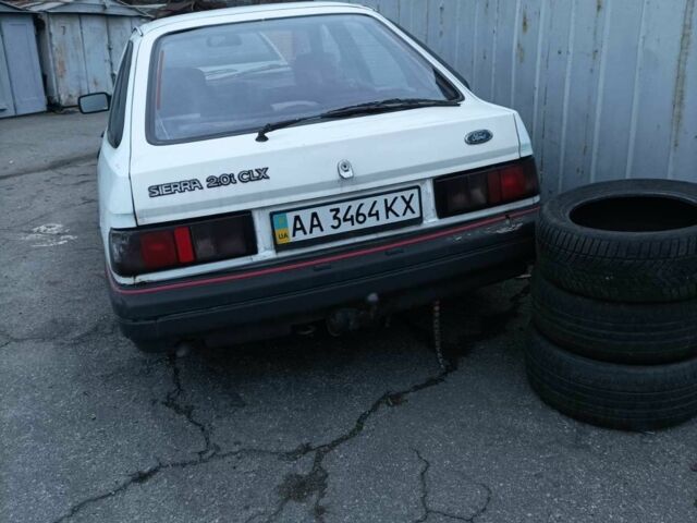 Сірий Форд Сієрра, об'ємом двигуна 2 л та пробігом 250 тис. км за 955 $, фото 6 на Automoto.ua