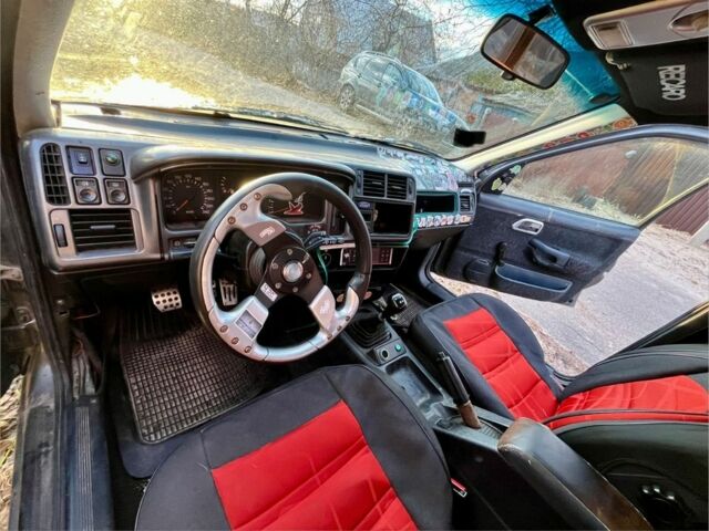 Серый Форд Сиерра, объемом двигателя 0 л и пробегом 274 тыс. км за 484 $, фото 8 на Automoto.ua