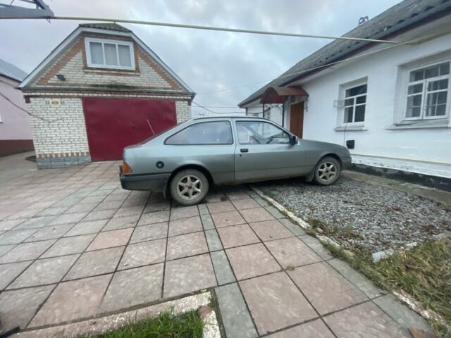 Серый Форд Сиерра, объемом двигателя 2 л и пробегом 500 тыс. км за 827 $, фото 3 на Automoto.ua