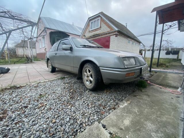 Серый Форд Сиерра, объемом двигателя 2 л и пробегом 500 тыс. км за 827 $, фото 7 на Automoto.ua