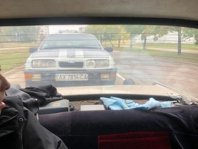 Сірий Форд Сієрра, об'ємом двигуна 2 л та пробігом 10 тис. км за 335 $, фото 2 на Automoto.ua