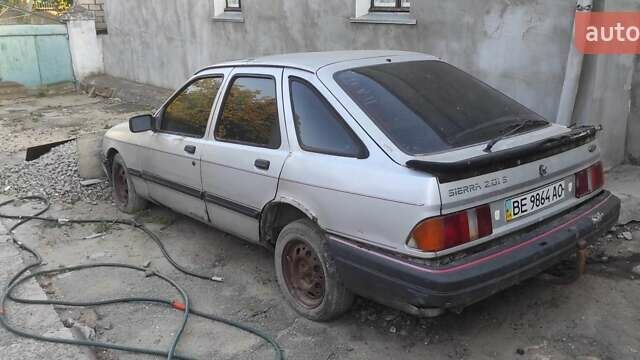 Серый Форд Сиерра, объемом двигателя 2 л и пробегом 200 тыс. км за 500 $, фото 2 на Automoto.ua