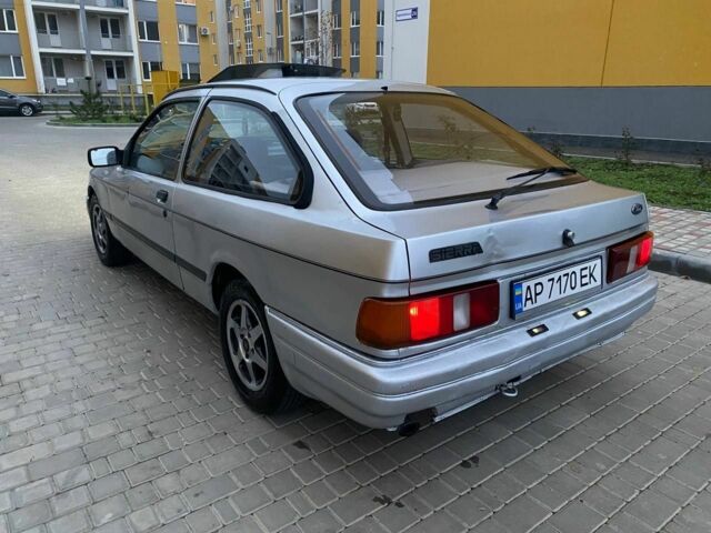 Серый Форд Сиерра, объемом двигателя 1.6 л и пробегом 150 тыс. км за 1650 $, фото 6 на Automoto.ua