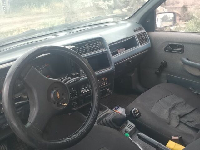 Серый Форд Сиерра, объемом двигателя 2 л и пробегом 300 тыс. км за 642 $, фото 2 на Automoto.ua