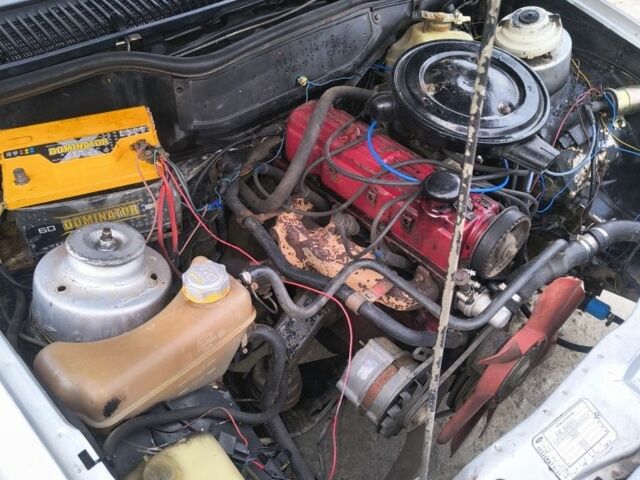 Серый Форд Сиерра, объемом двигателя 1.6 л и пробегом 250 тыс. км за 310 $, фото 10 на Automoto.ua